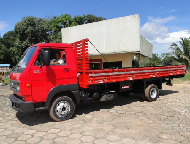 Reforma e Fabricação de Carrocerias e Reboques