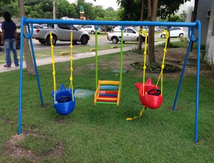 Balanço Andorinha...Cód..B23